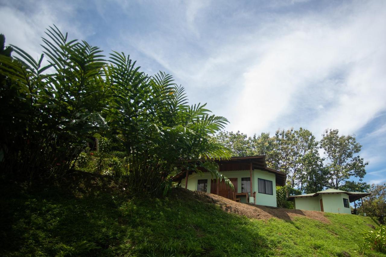 Ballena Paraiso Lodge Увита Екстериор снимка