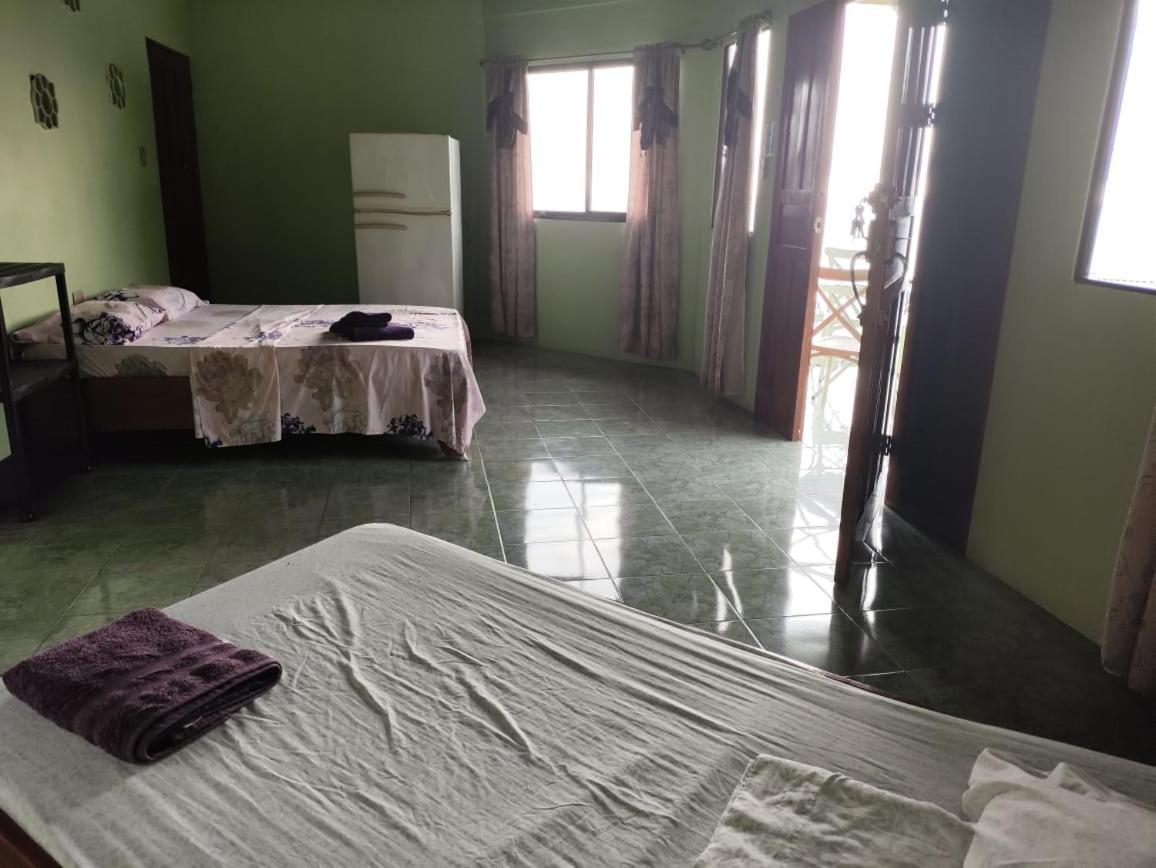 Ballena Paraiso Lodge Увита Екстериор снимка